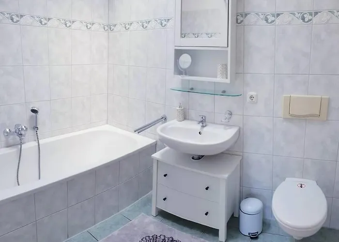 Familienfreundliches Modernes Nahe Zum Und Zur Pier 아파트 제바트헤링스도르프